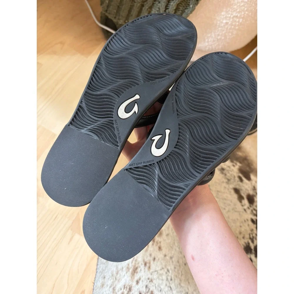 OluKai‎ Tiare women's slide sandals Black Leather Size 9